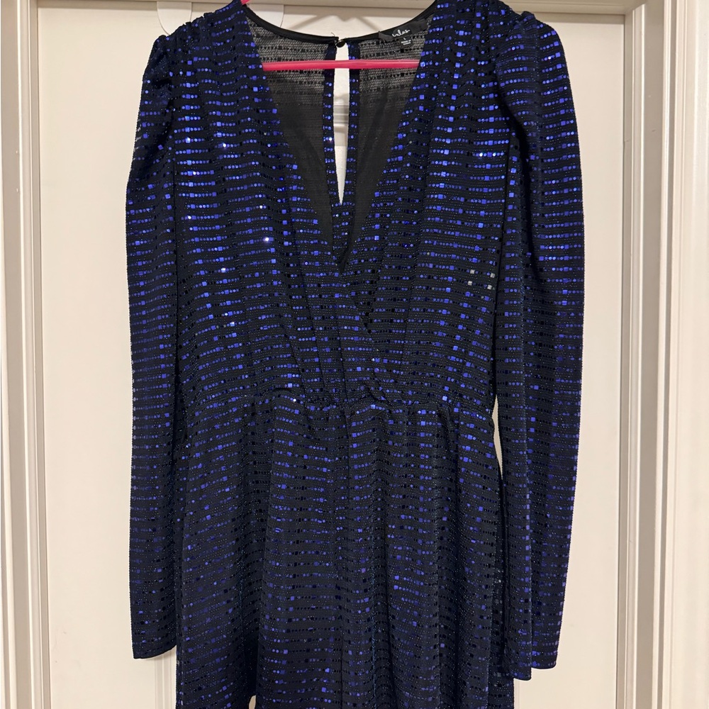 Elegant Blue Long Sleeve Dress